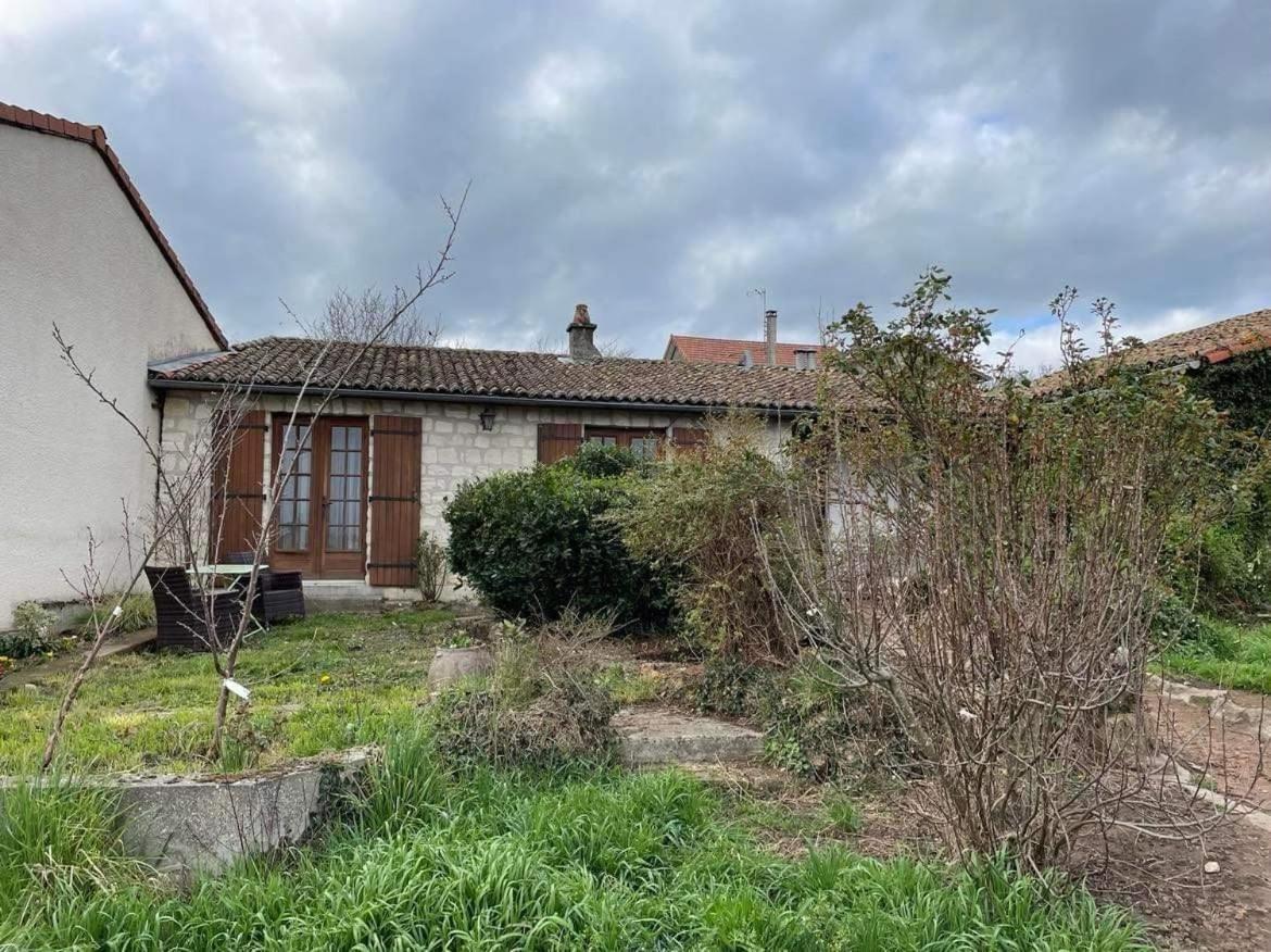 May'S Cottage Availles-Limouzine 외부 사진